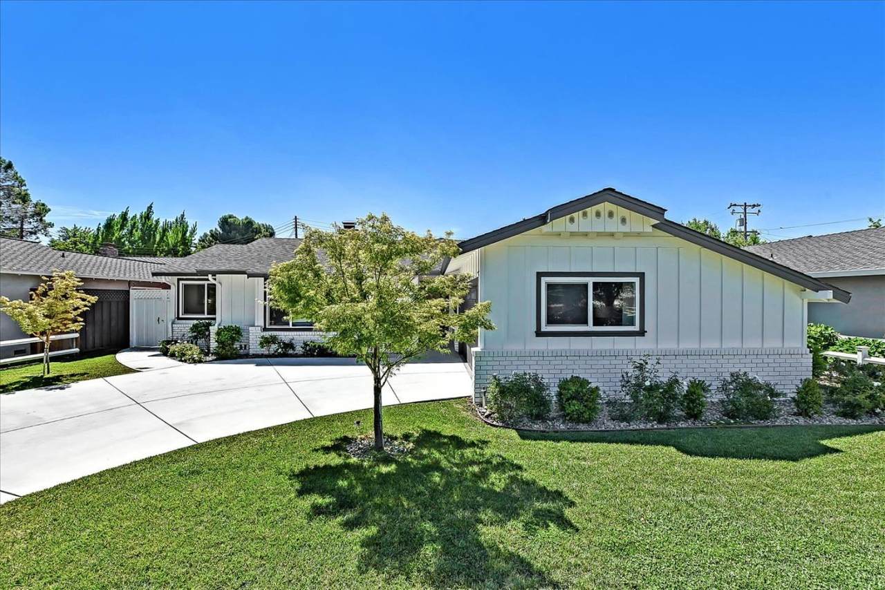 1314 Crestfield Drive - Photo 1