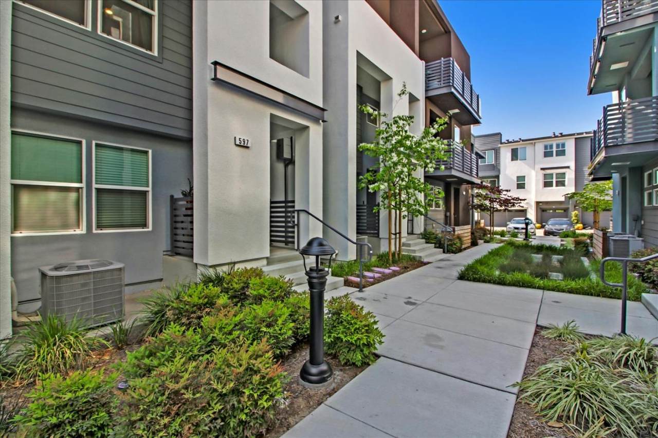597 Clover Circle - Photo 1