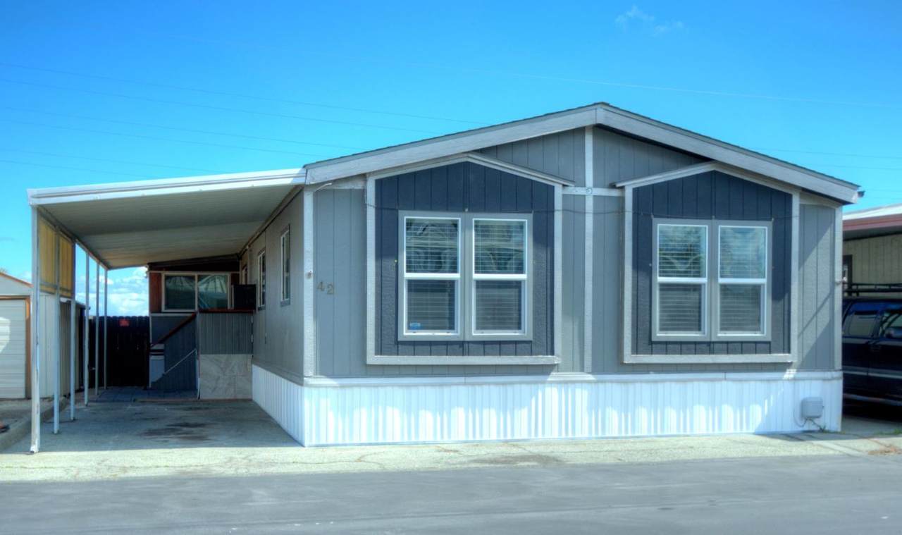 2053 Bayshore Road - Photo 1