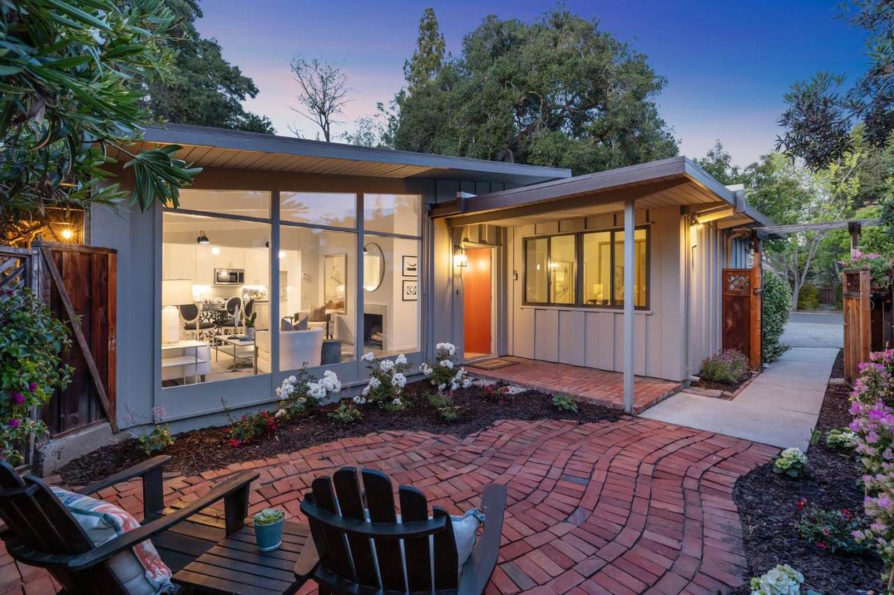 611 Laurel Avenue - Photo 1