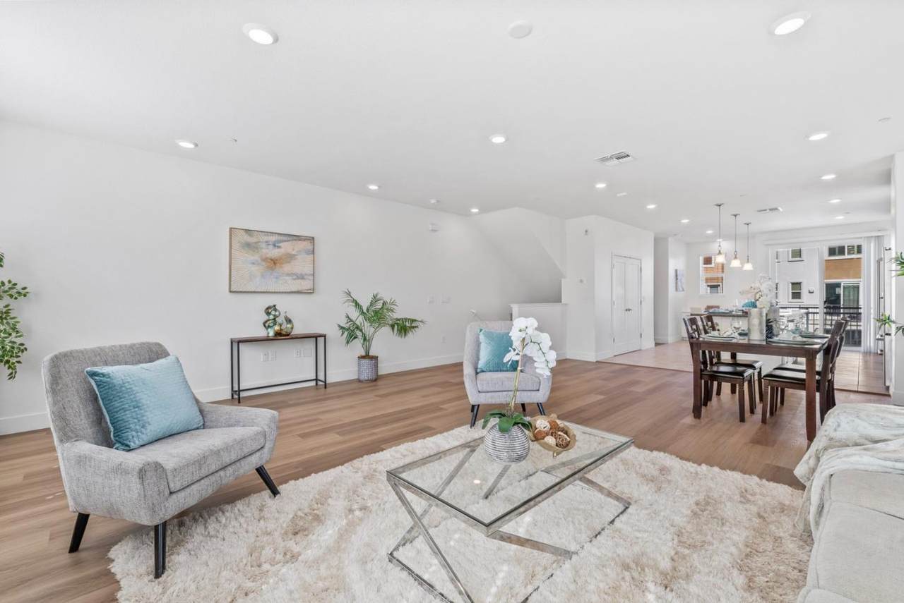 731 Avenue One - Photo 1