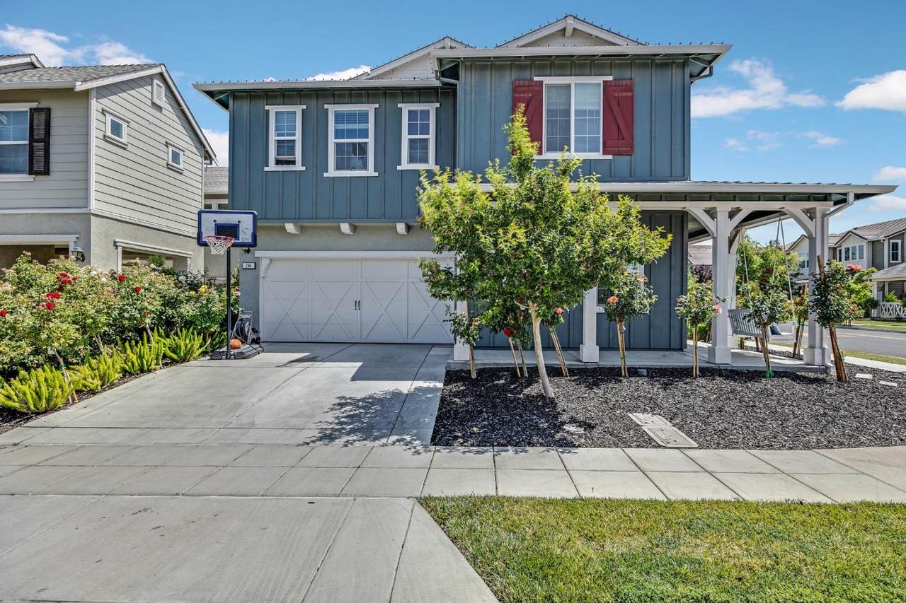 234 Fremont Drive - Photo 1