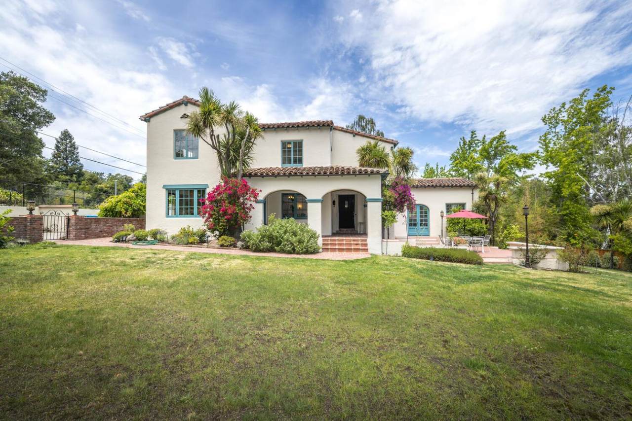 1010 San Raymundo Road - Photo 1