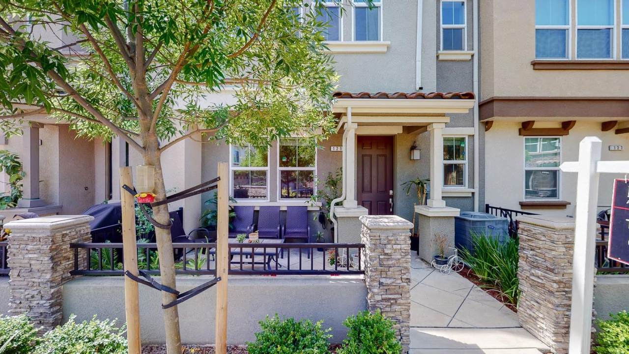 129 Cypress Loop - Photo 1