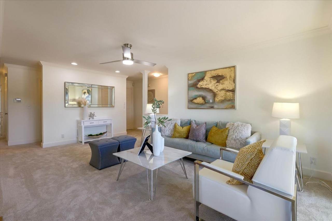 569 Latimer Avenue - Photo 1