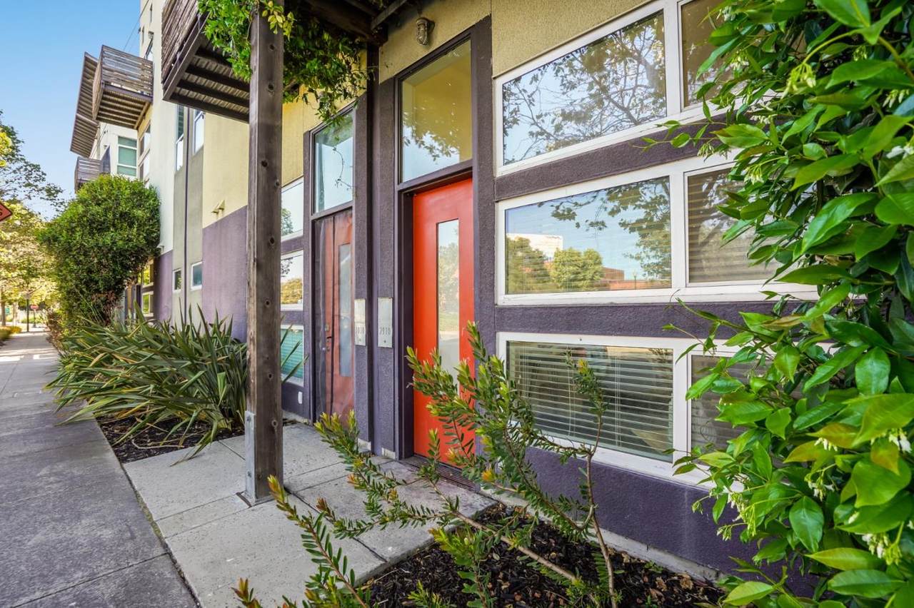 2970 Mandela Parkway - Photo 1