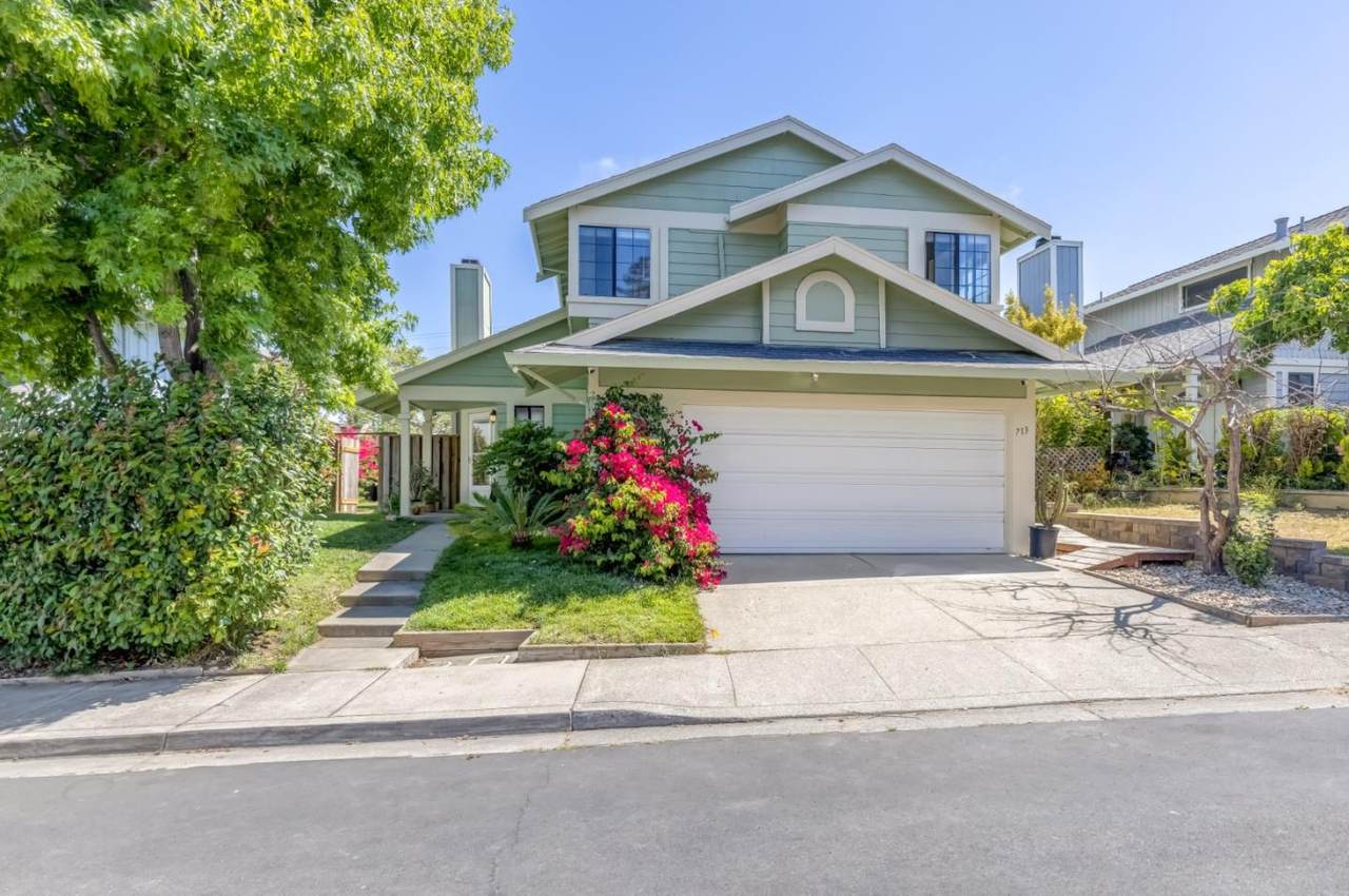 713 Lighthouse Drive - Photo 1