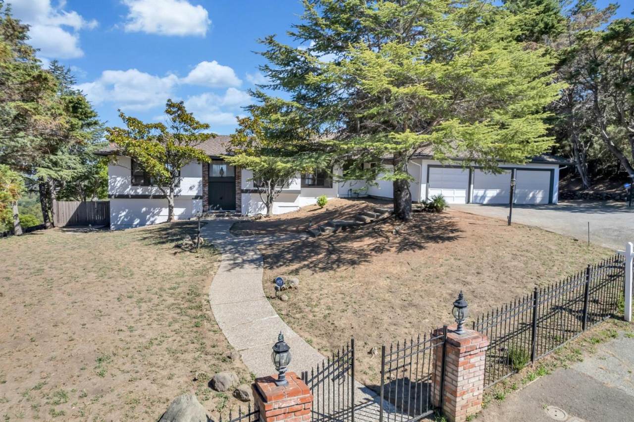 2405 Butternut Drive - Photo 1