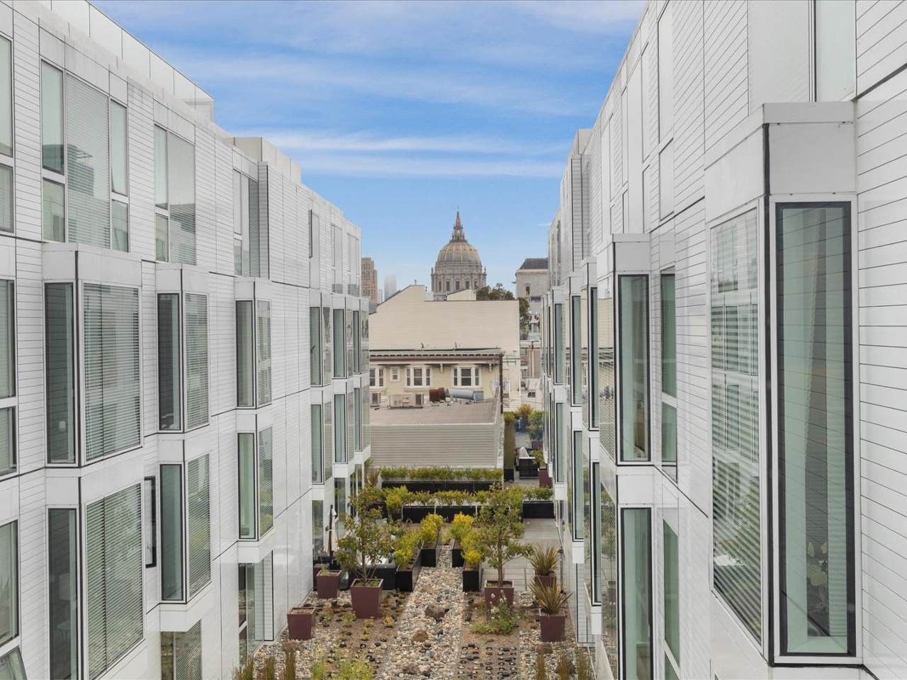 555 Fulton Street - Photo 1