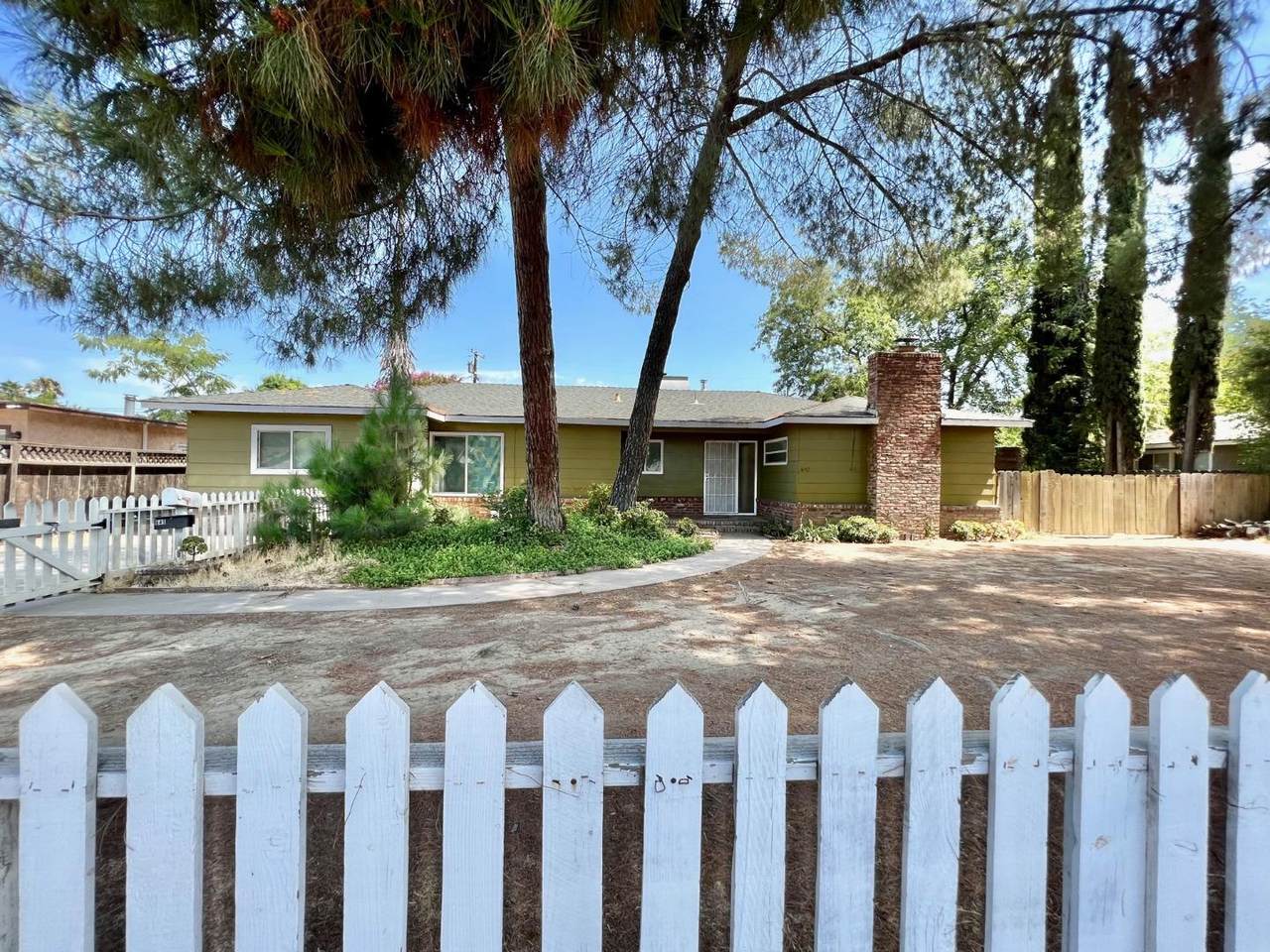 649 23rd Street - Photo 1