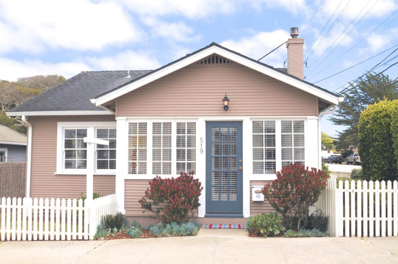 519 7th Street - Photo 1