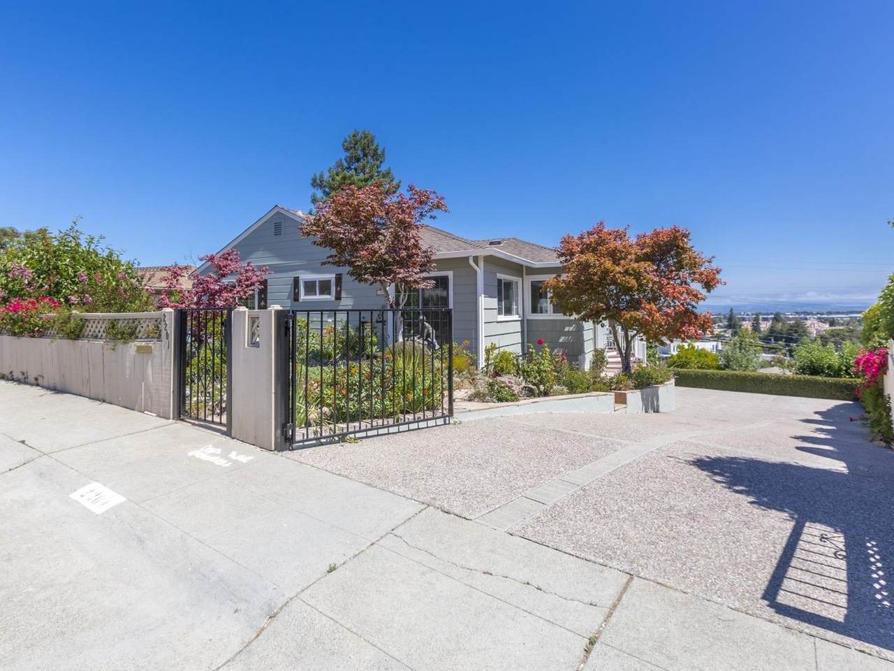 2201 Ensenada Way - Photo 1