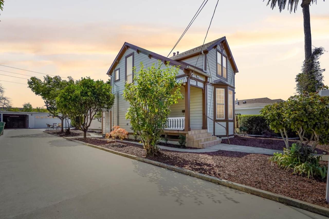 227 Claremont Street - Photo 1