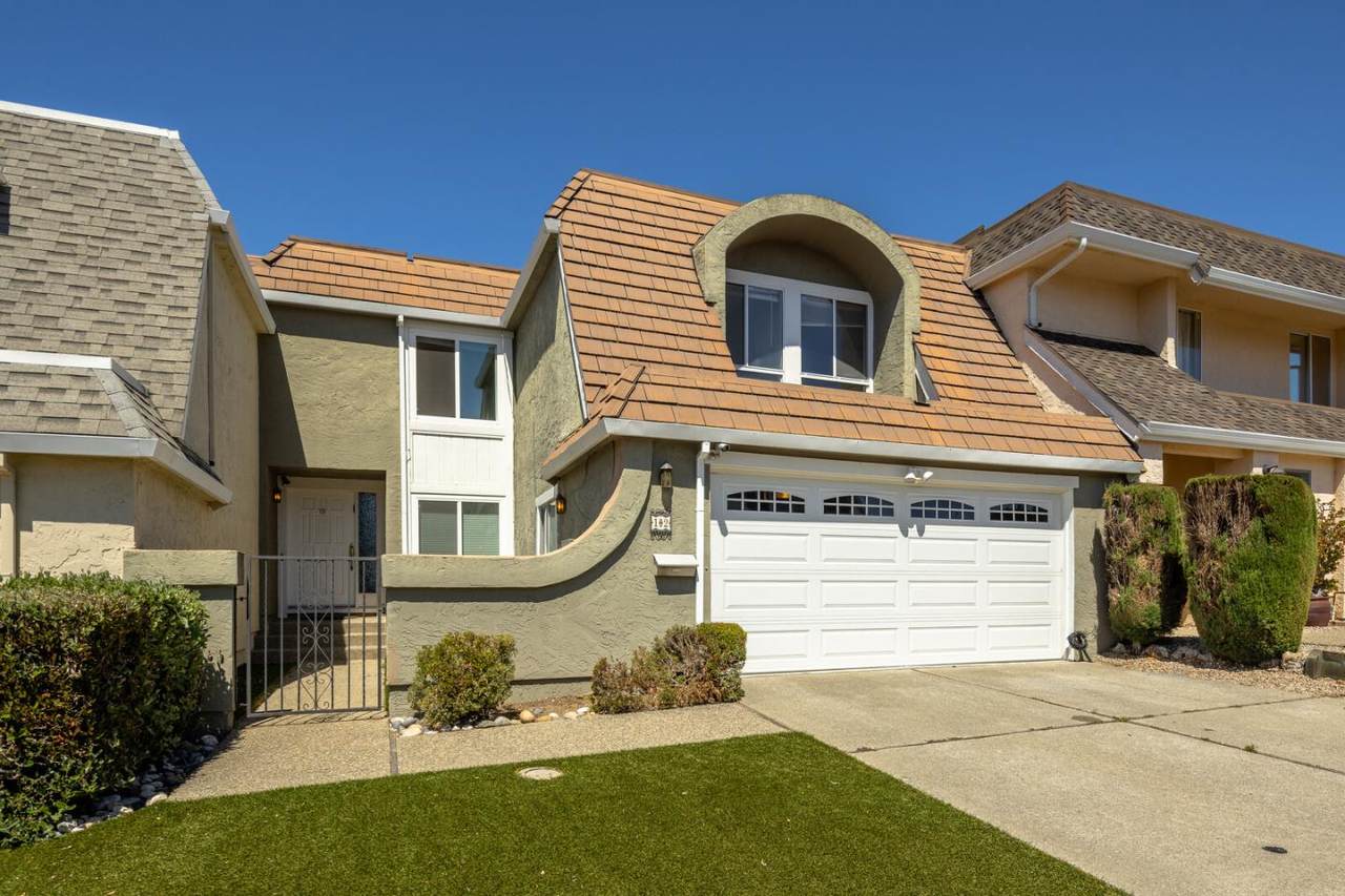 12 Bridge Court - Photo 1