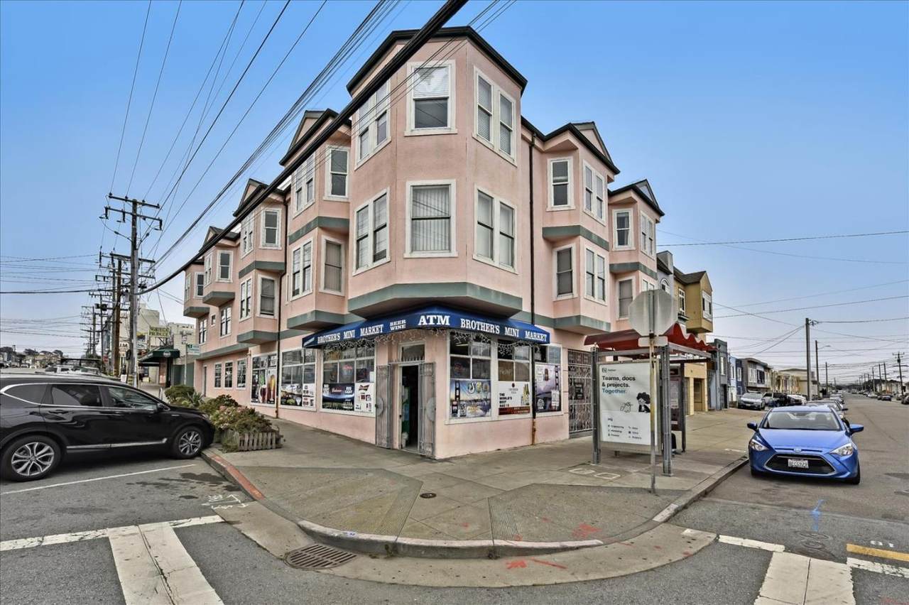 1800 46th Avenue - Photo 1
