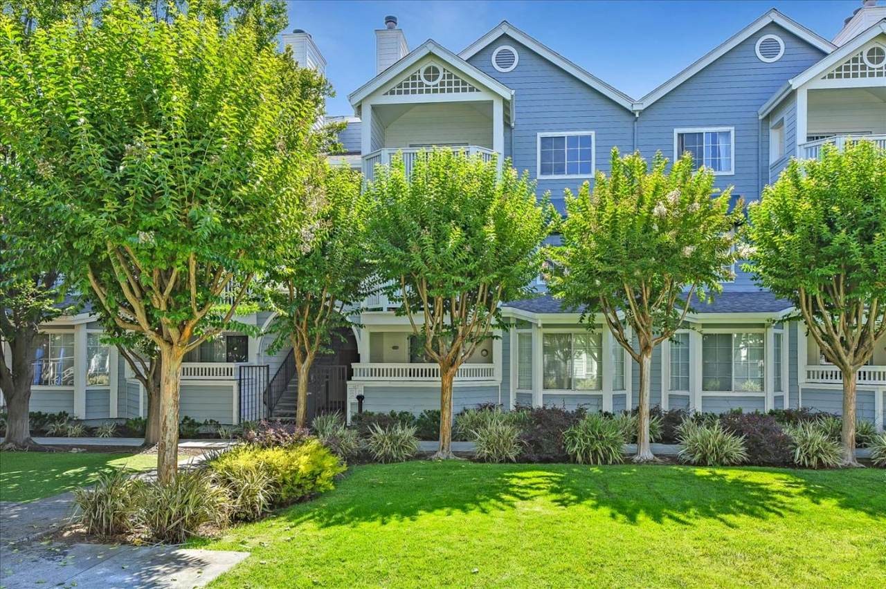617 Arcadia Terrace - Photo 1