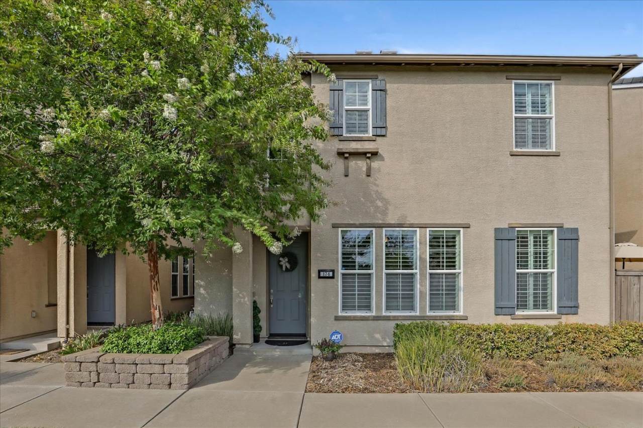174 Talmont Circle - Photo 1