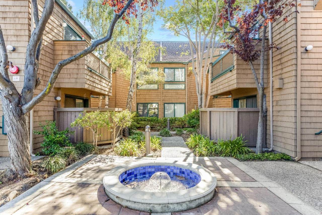 49 Cove Lane - Photo 1