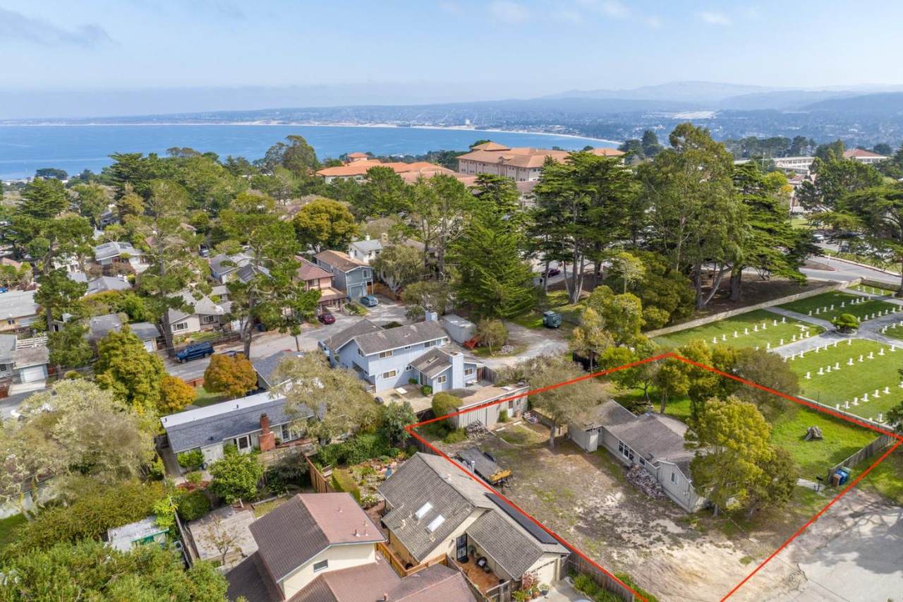 618 Lottie Street - Photo 1