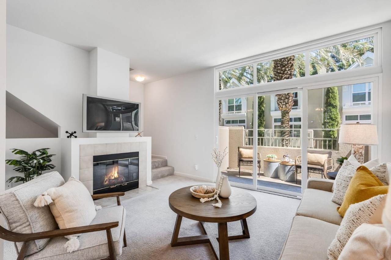 358 Dunsmuir Terrace - Photo 1