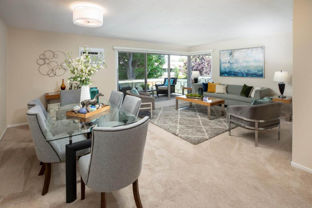 754 University Avenue - Photo 1