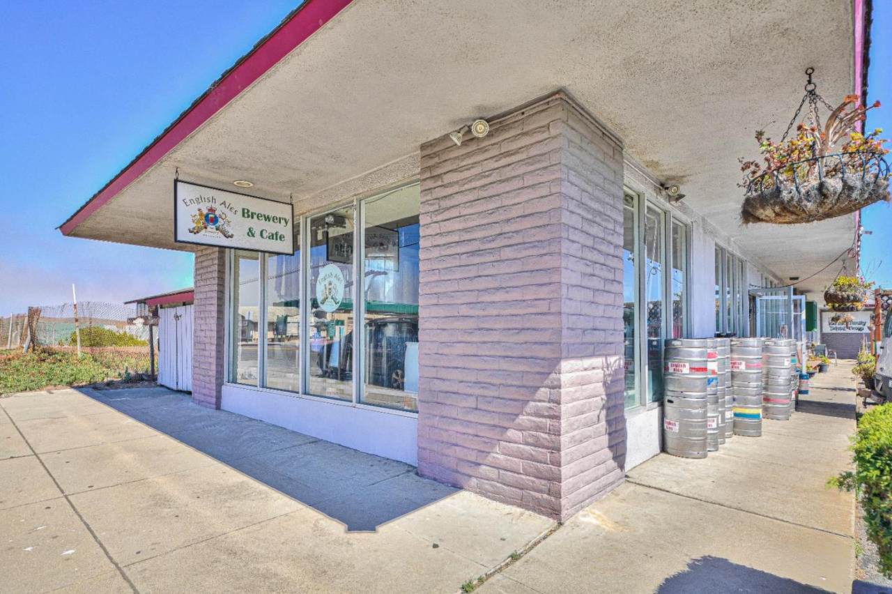 223 Reindollar Avenue - Photo 1