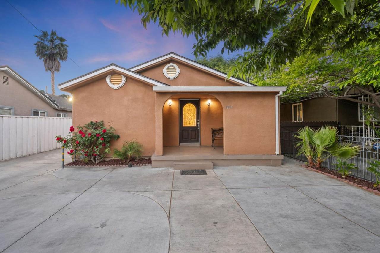 1203 Whitton Avenue - Photo 1