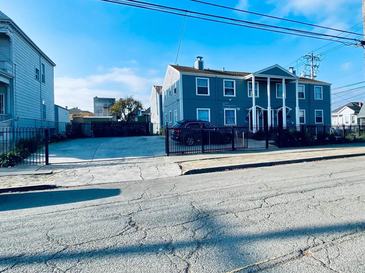1507 15th Street - Photo 1