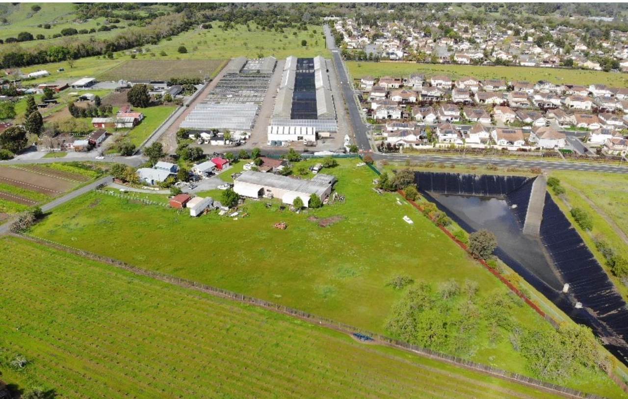 1090 Peebles Avenue - Photo 1