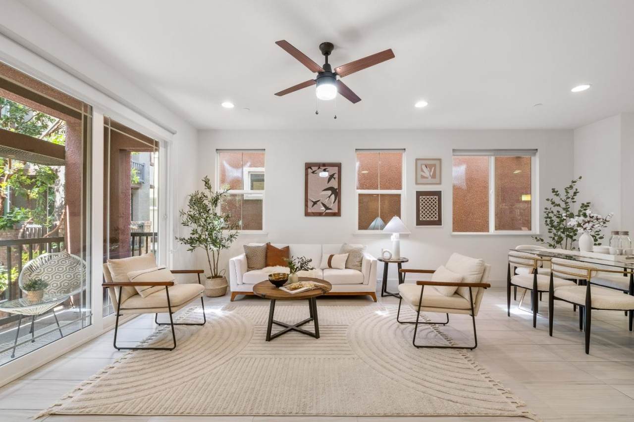 1537 Lee Place - Photo 1