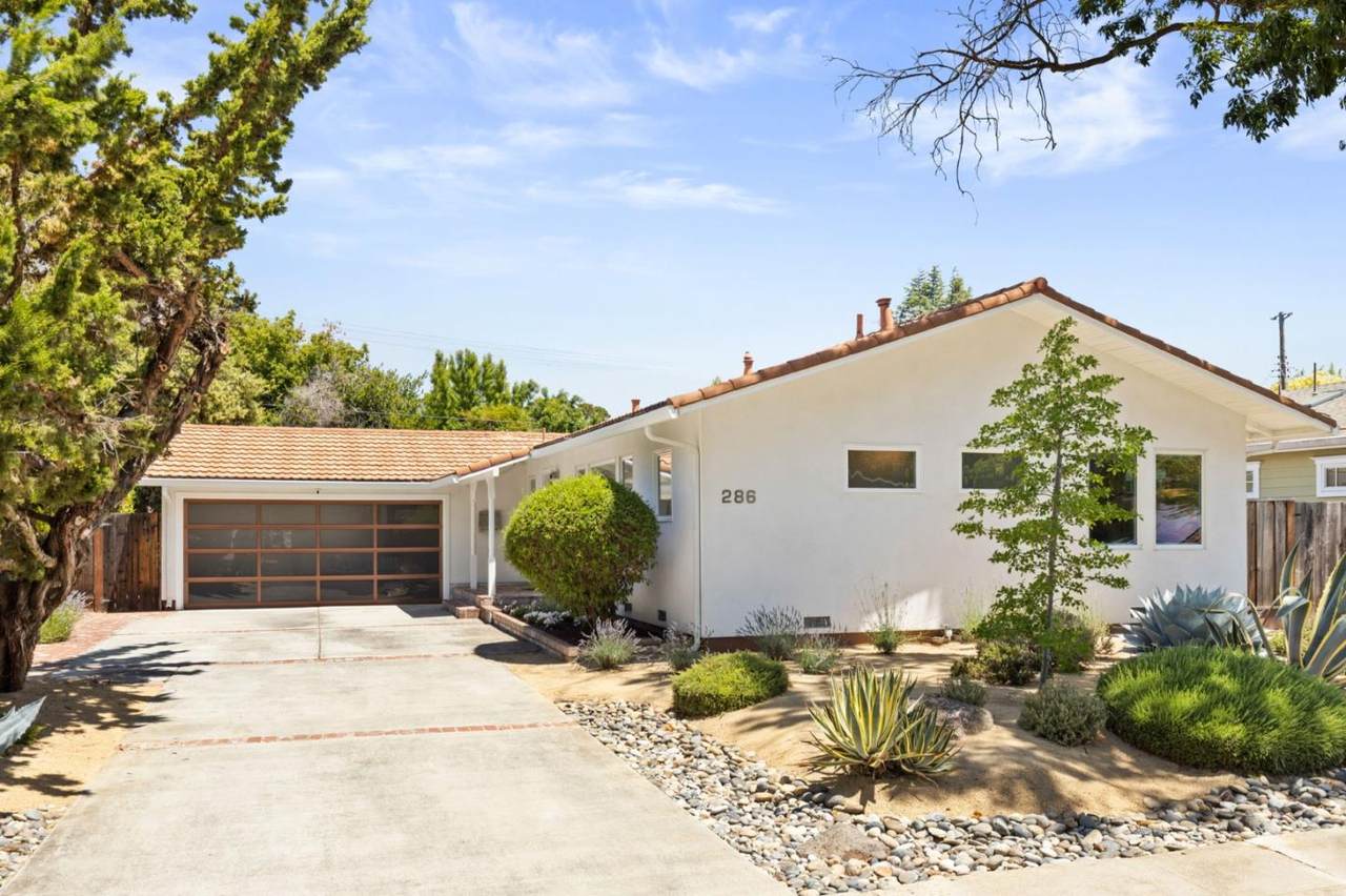 286 Hans Avenue - Photo 1