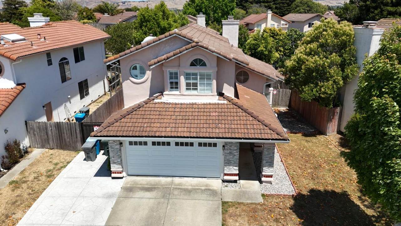 672 Catalina Circle - Photo 1