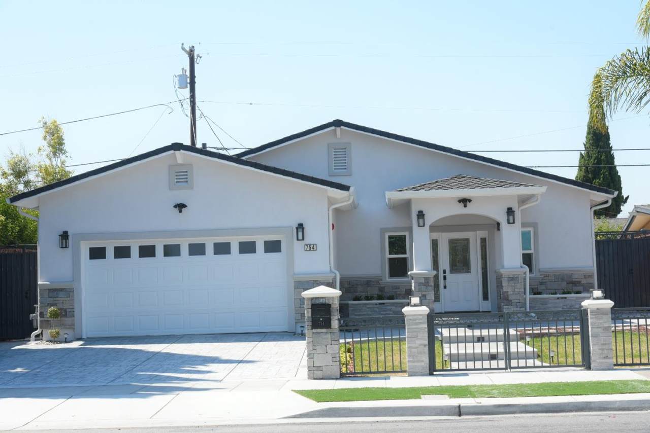 754 Lakehaven Drive - Photo 1