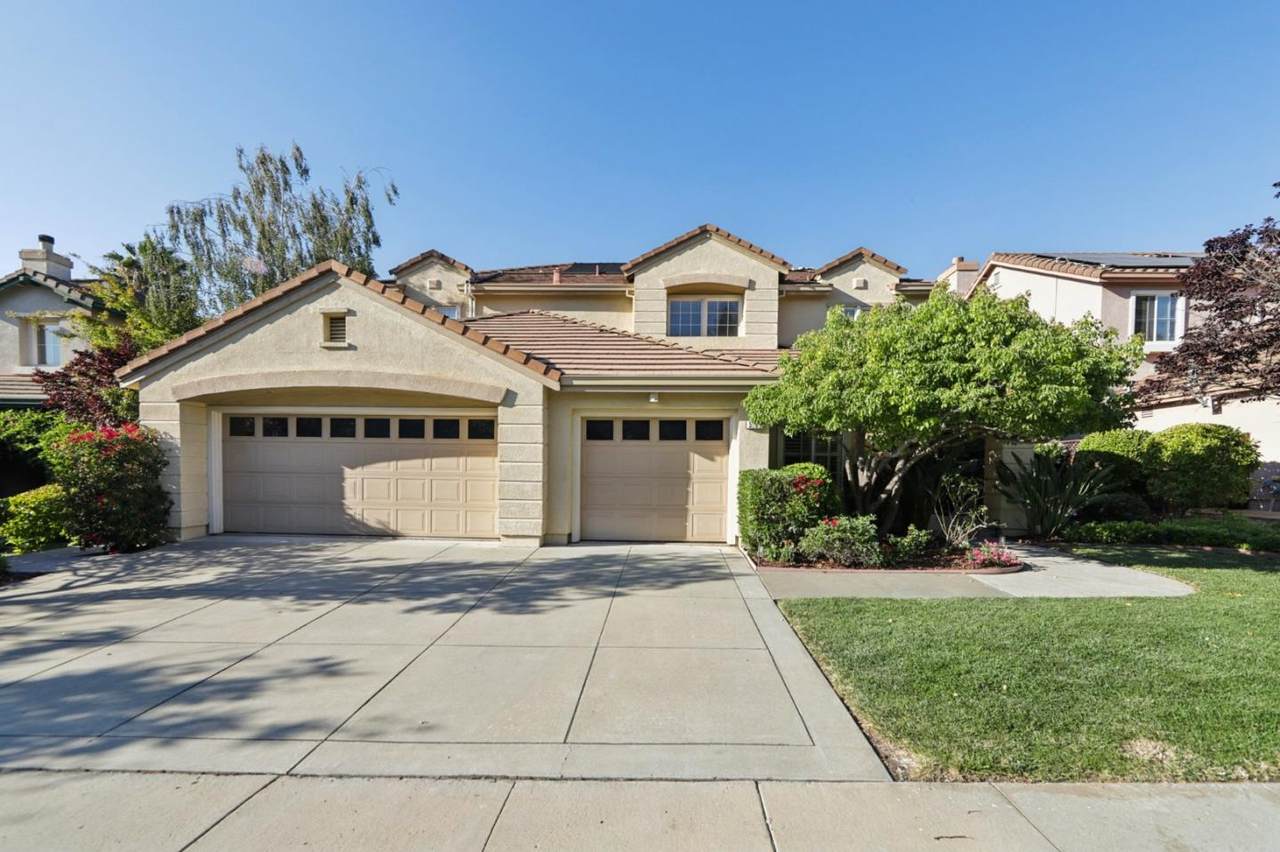 5761 Capilano Drive - Photo 1