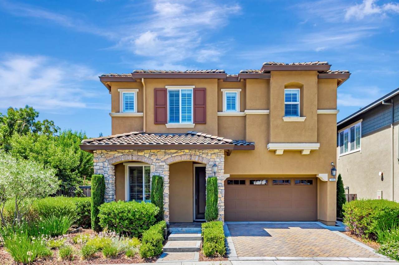 1802 Lavender Creek - Photo 1