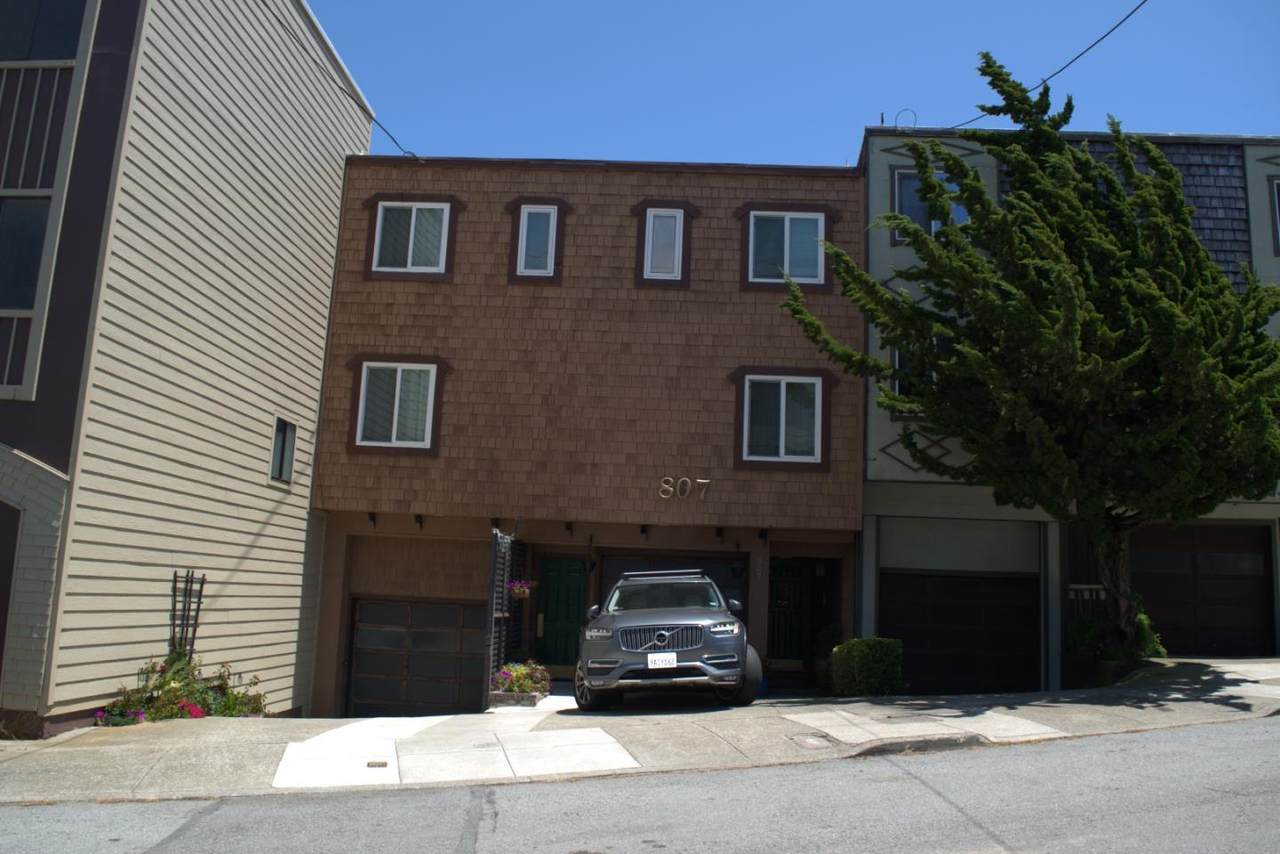 807 Burnette Avenue - Photo 1