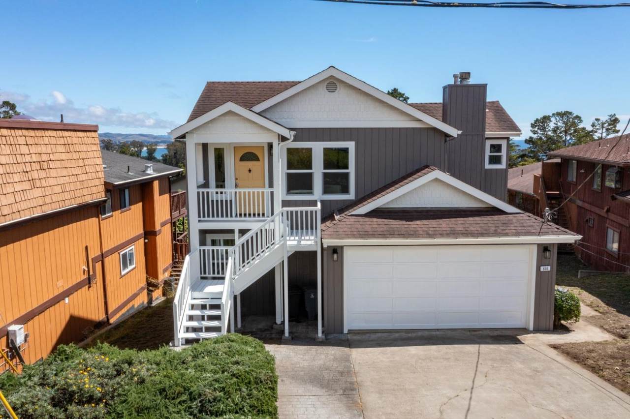 838 Columbus Street - Photo 1