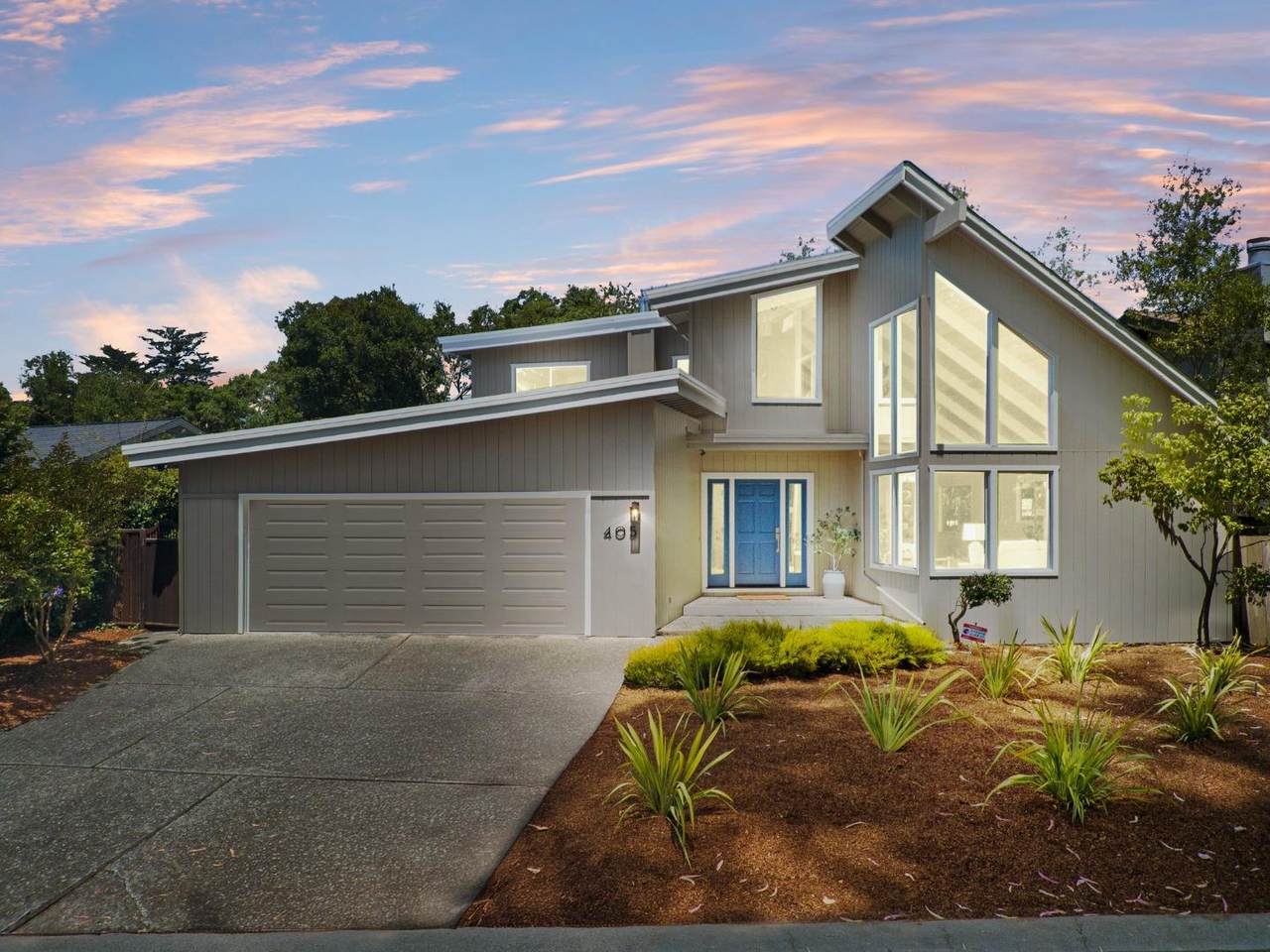 405 Dorsey Avenue - Photo 1