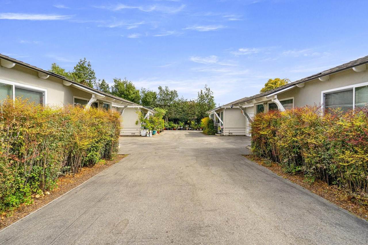 1827 Woodland Avenue - Photo 1