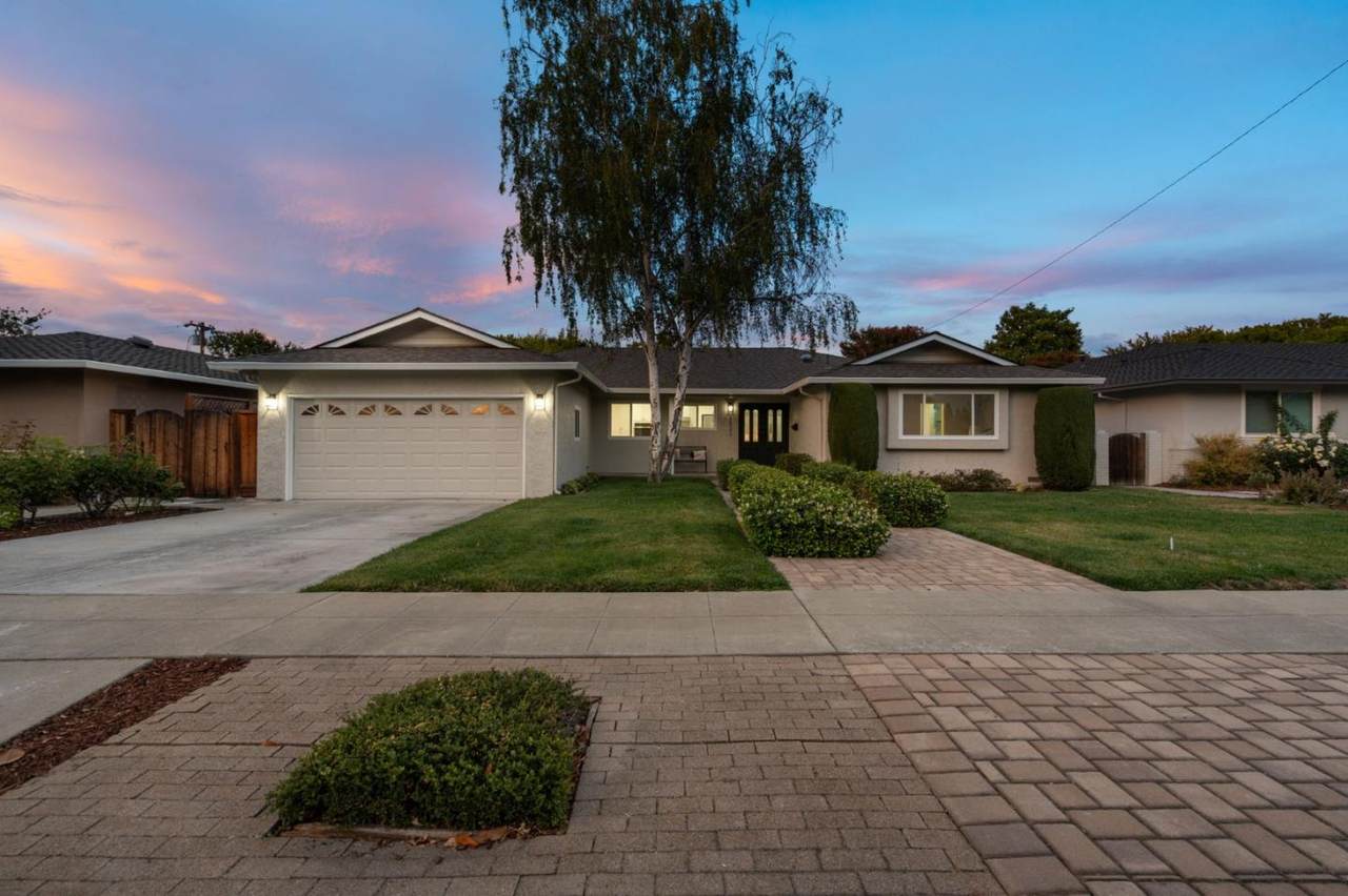 2522 Lambert Lane - Photo 1