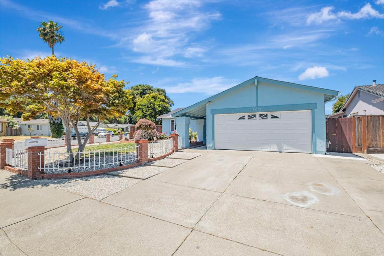 2717 Meadowlark Drive - Photo 1