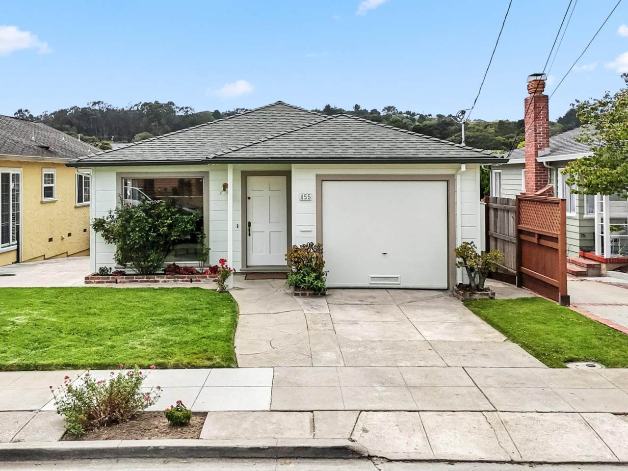 455 Cherry Avenue - Photo 1