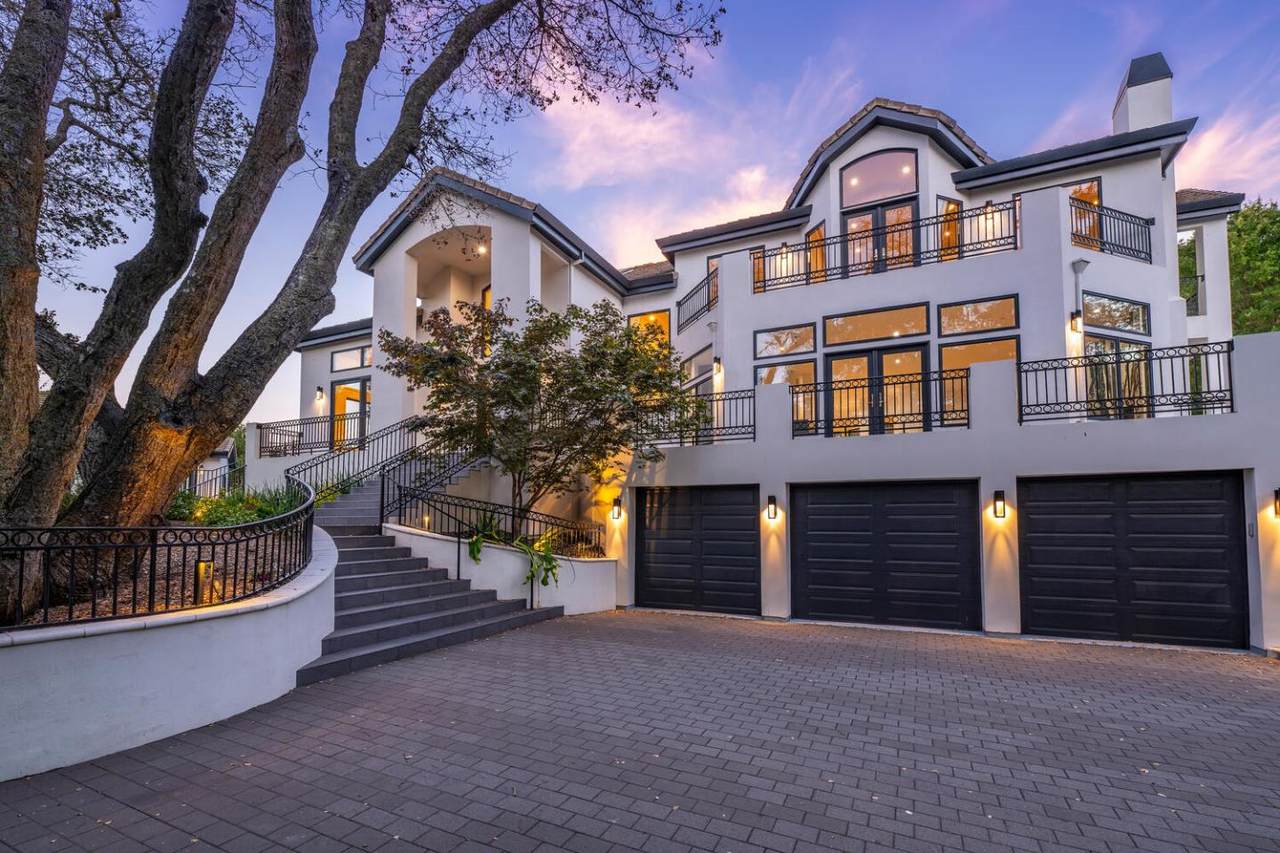 333 Raymundo Drive - Photo 1