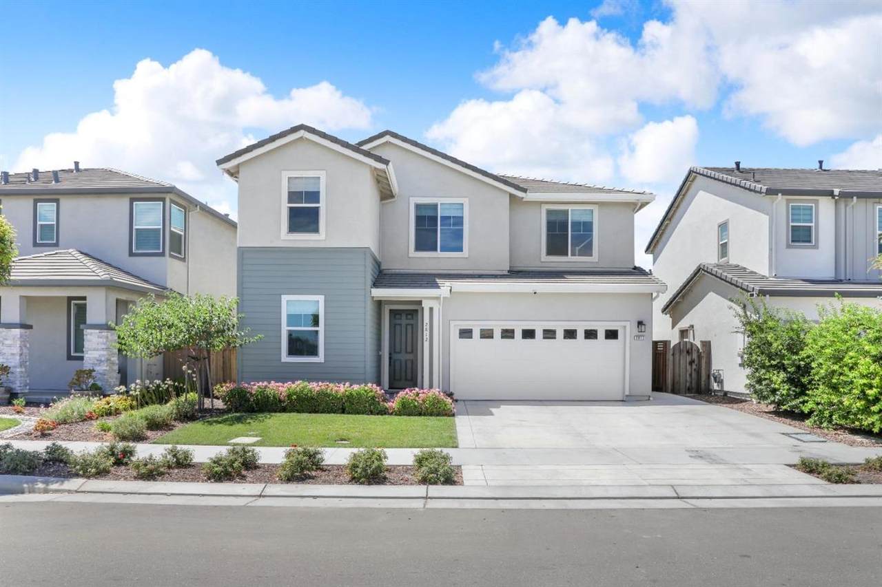 2812 Garden Farms Avenue - Photo 1