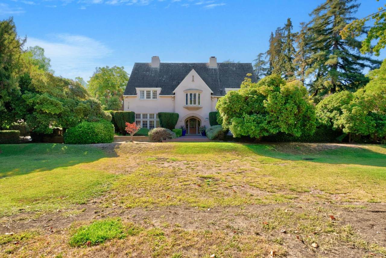 1190 Emory Street - Photo 1