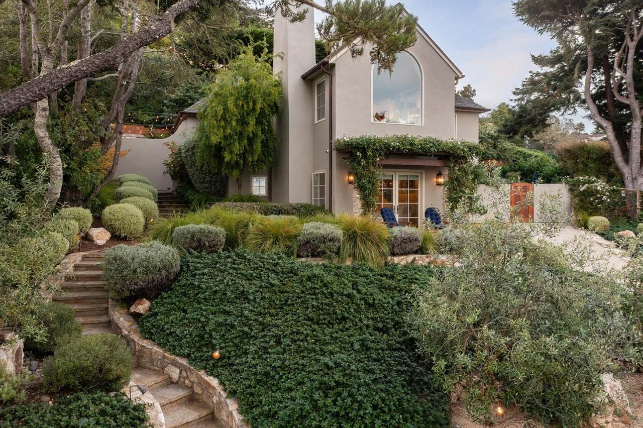 24429 Portola Avenue - Photo 1