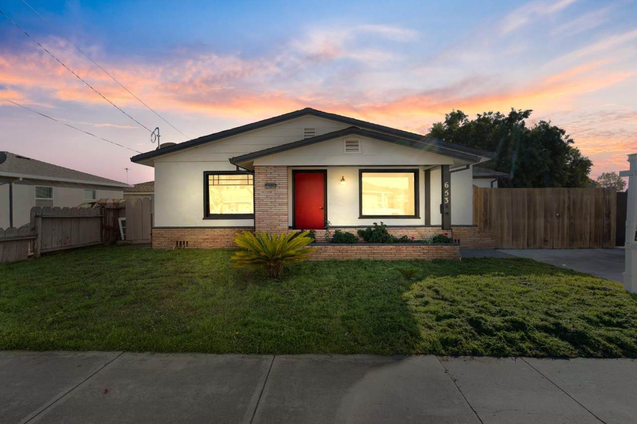 653 South Street - Photo 1