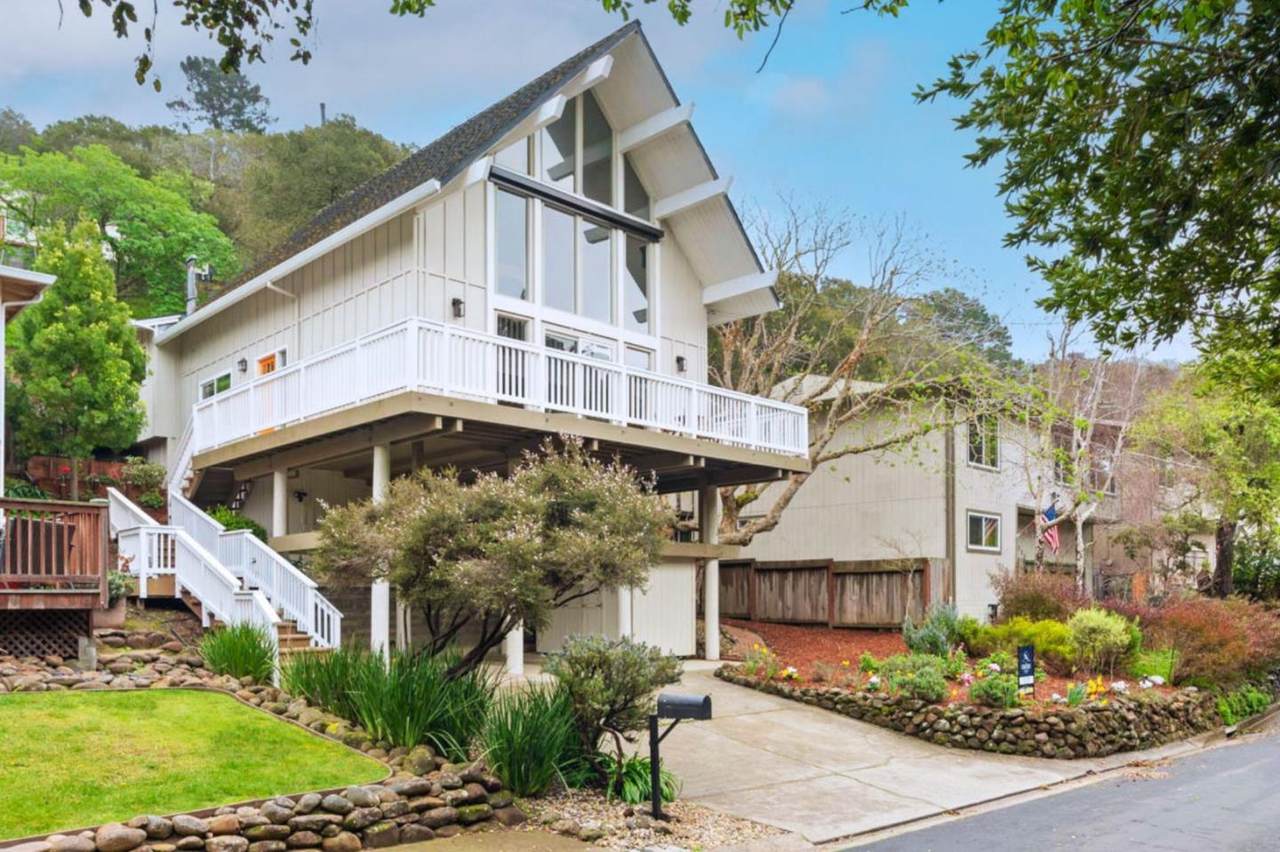 3224 Laurel Creek Road - Photo 1