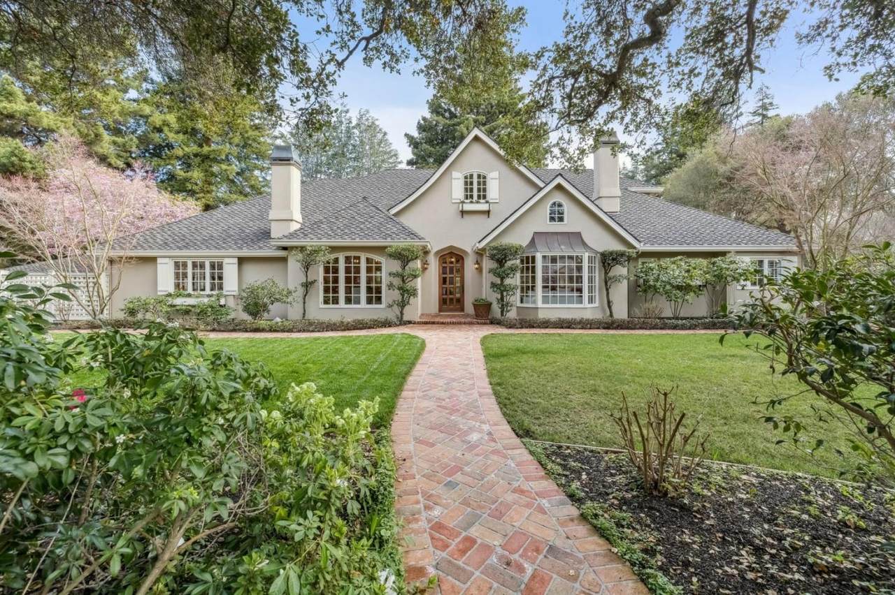 58 Deodora Drive - Photo 1