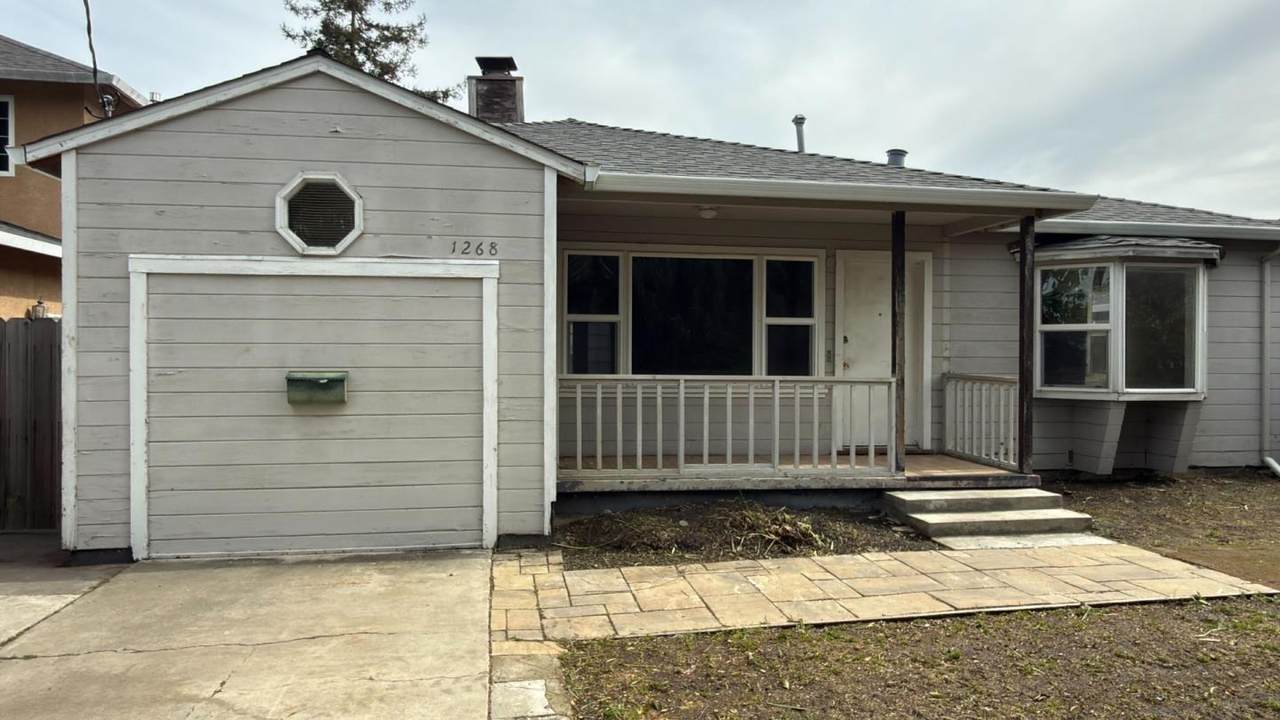 1268 Carlton Avenue - Photo 1